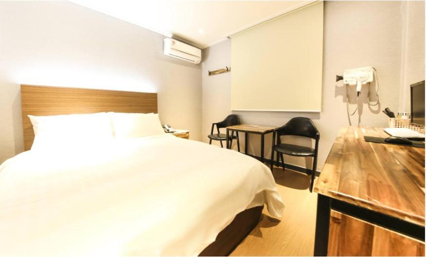 M Lluwa Motel Seoel Buitenkant foto